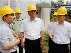 　　副省长黄关春来抖圈常德公司检查调研安全生产工作